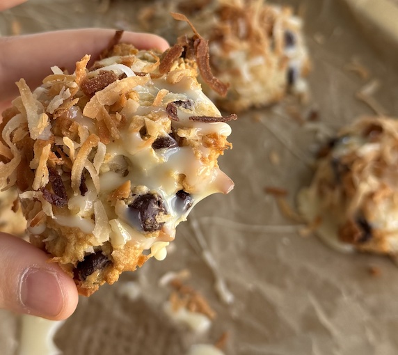 chocolate chip coconut cookies featured image