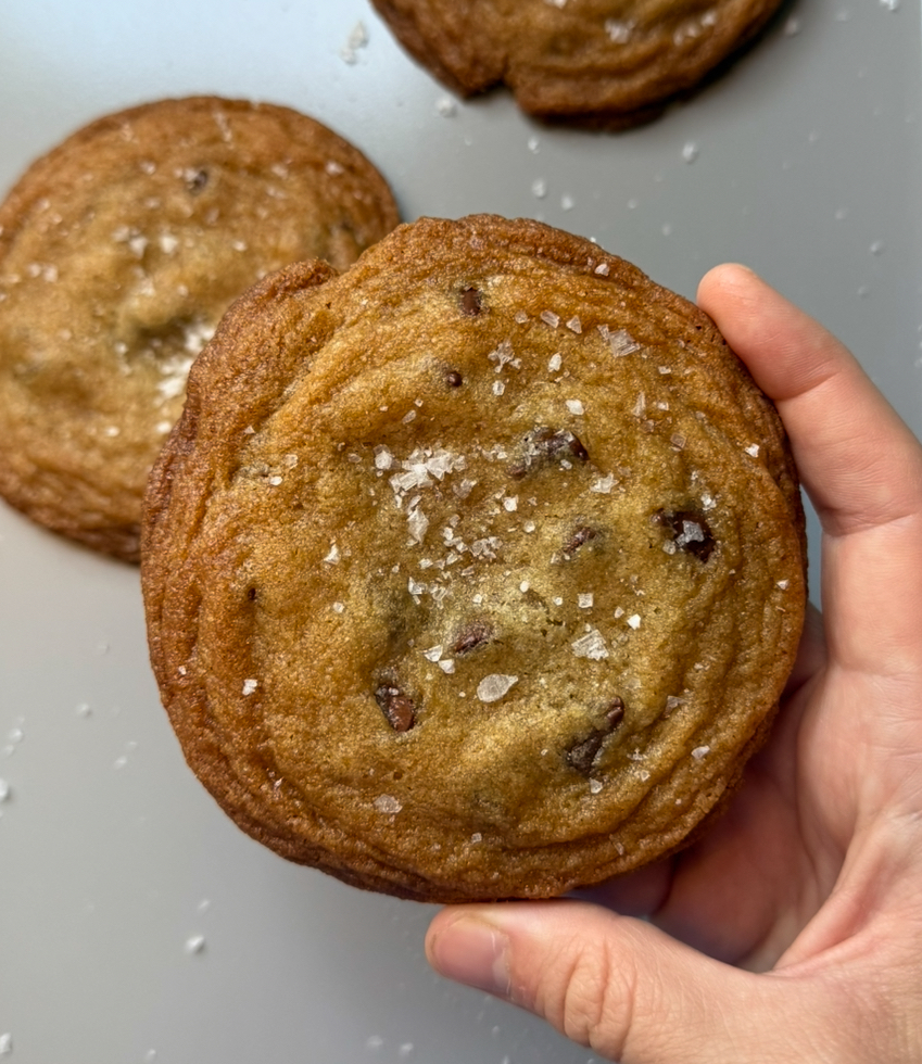 chocolate chip cookie featured image