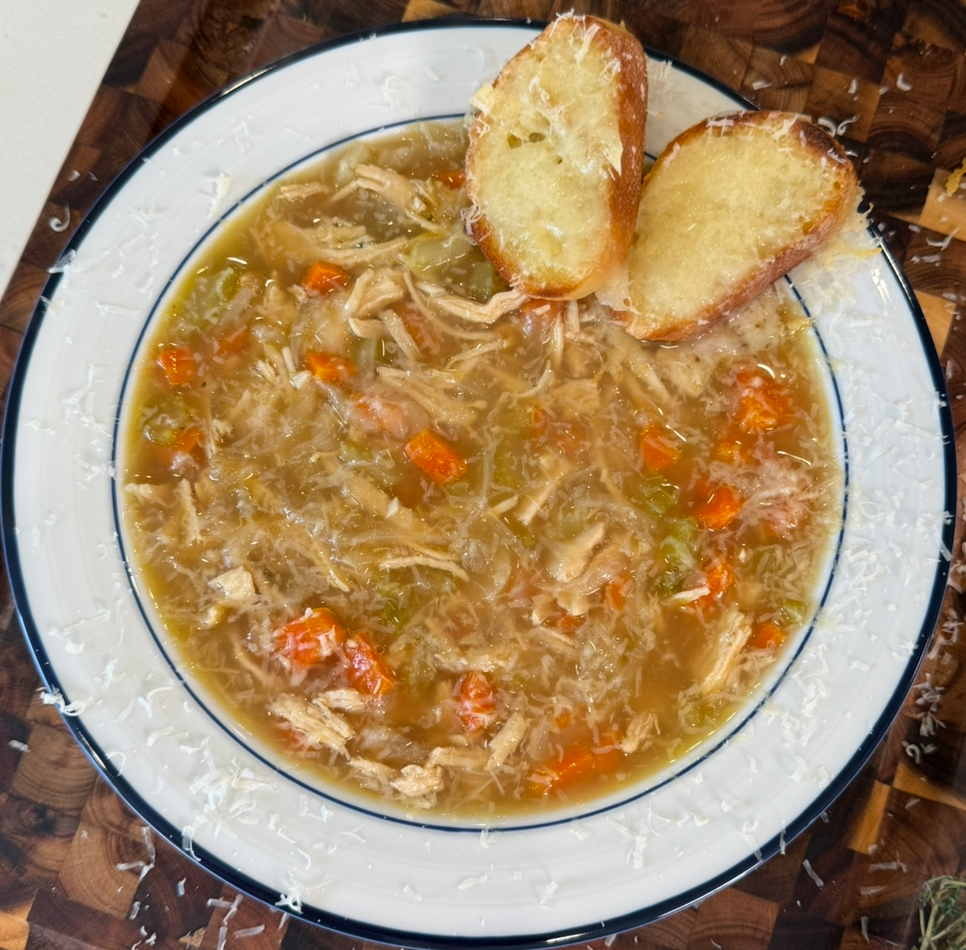 french onion chicken soup featured image